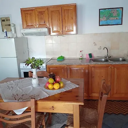 Giota & Antonia Сasa de vacaciones *