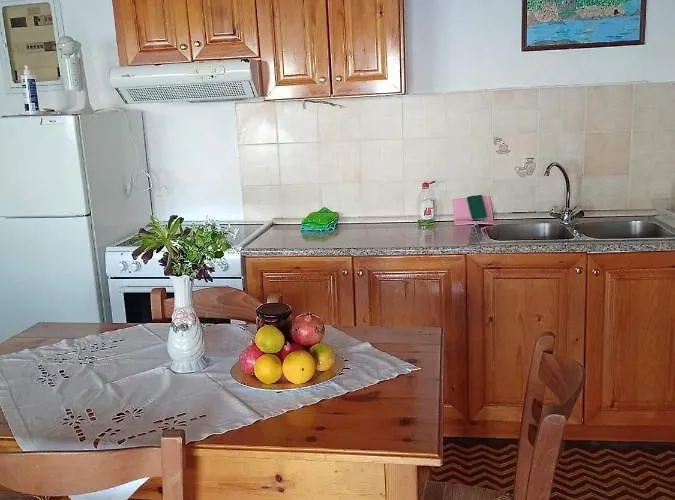 Giota & Antonia בית נופש *