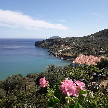 Giota & Antonia Koróni