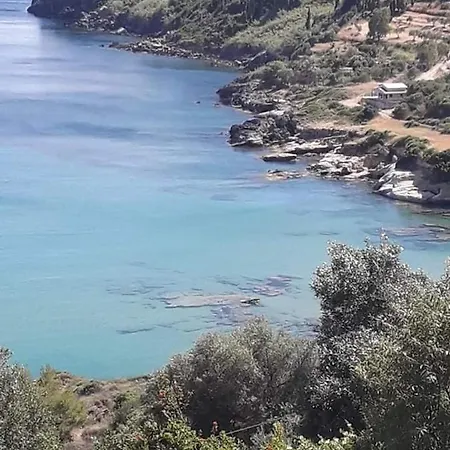 Nyaraló Giota & Antonia Koróni