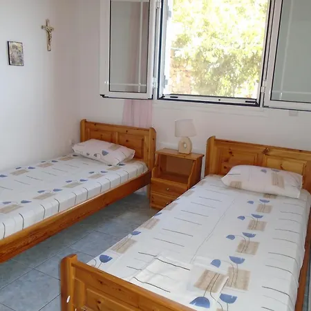 Giota & Antonia * Koróni