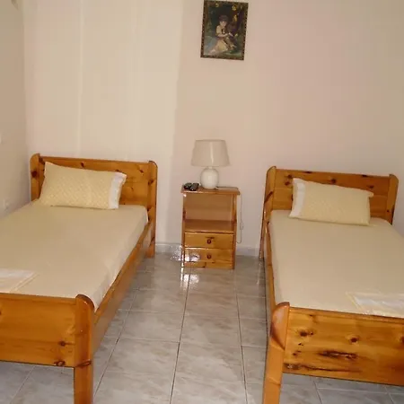 Giota & Antonia * Koróni