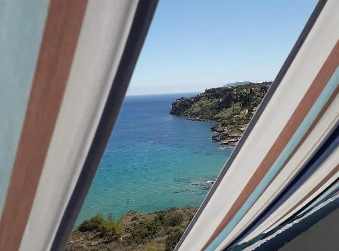 Giota & Antonia Koróni